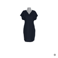 Wendekleid_Sahra_aus_Leinen_in_Schwarz_mit_V-Ausschnitt_vorne_Bild_mit_KI_erstellt